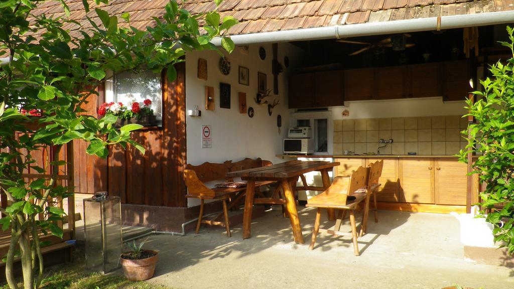 Makfa Vendeghaz Hotel Vasvar Luaran gambar